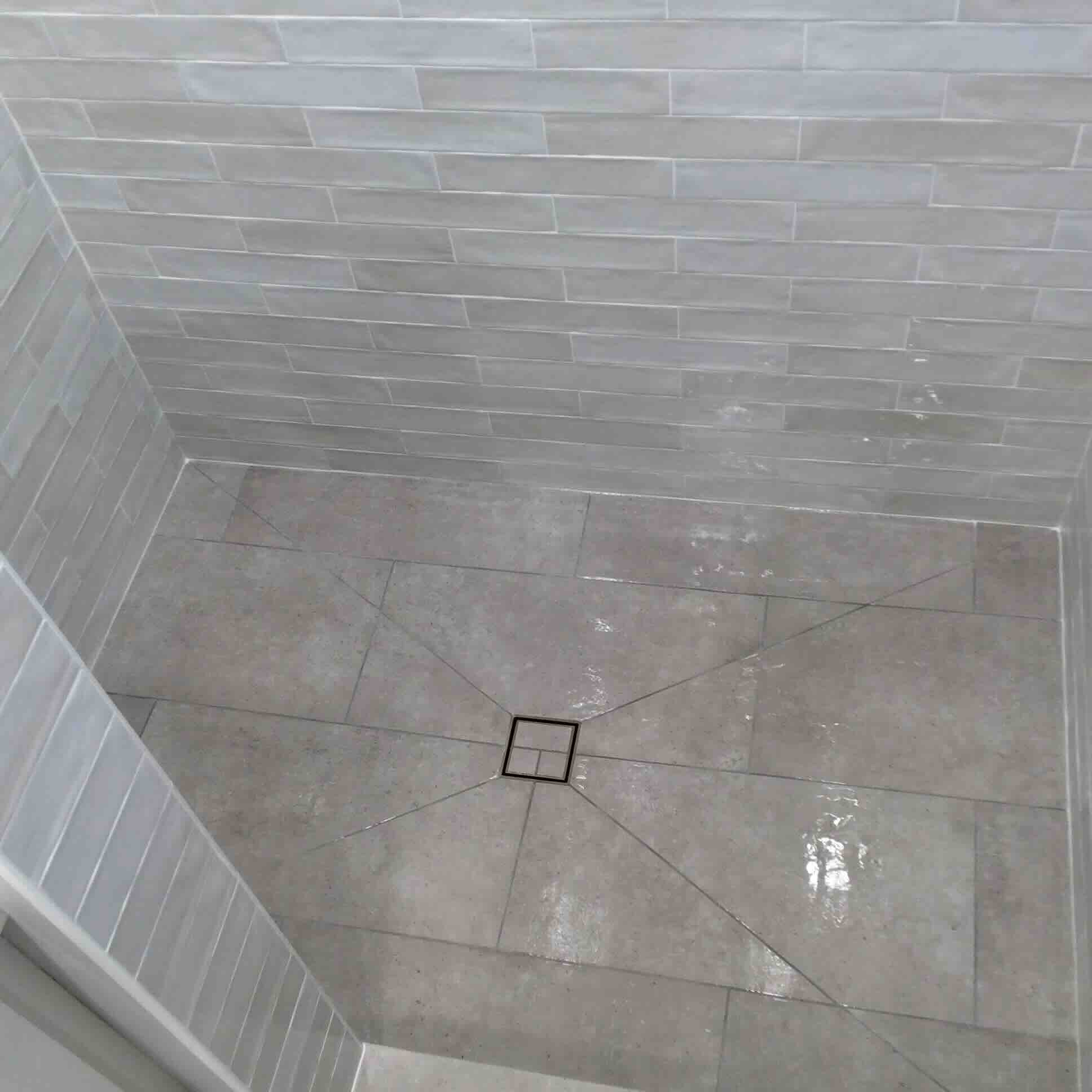 Modern Bath Vanity & Tile